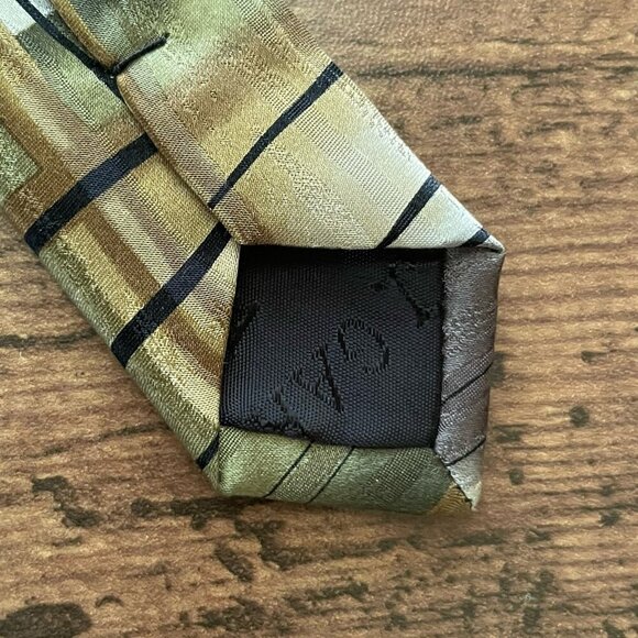 J Jerry Garcia Tie Paris In The Rain Collection 31 Gray Gold Green Silk Necktie - Picture 7 of 7